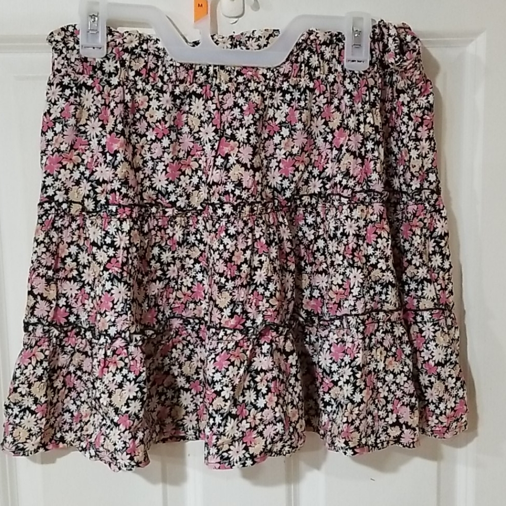 Adorable Wild Fable Summer Floral Ruffled Skirt
